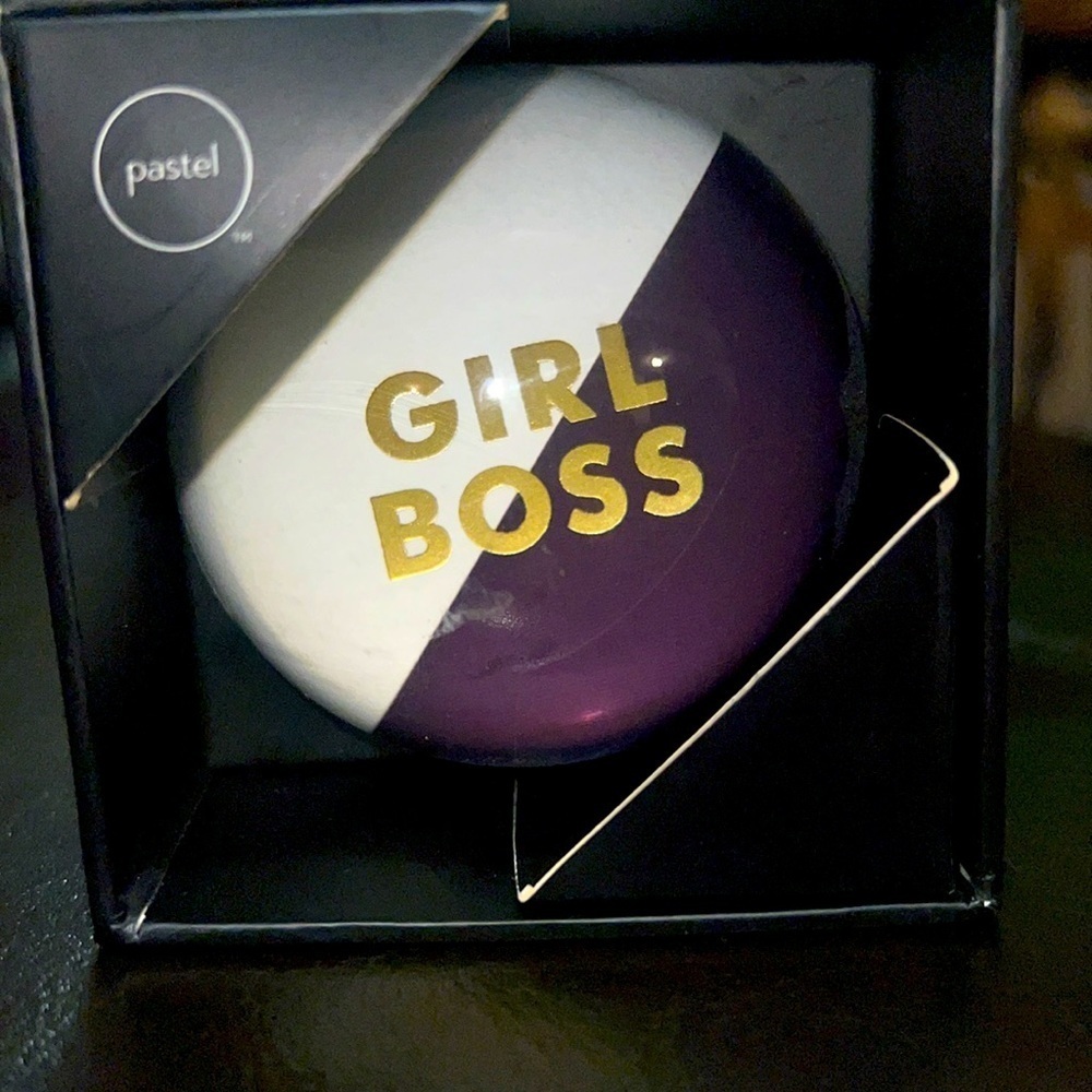 Pastel Girl Boss Paperweight Chic Office Accessories - Picture 3 of 3